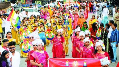 Bundi: अहिंसा के संदेश के साथ गूंजे जयकारे, जगह-जगह निकली भगवान महावीर की शोभायात्राएं