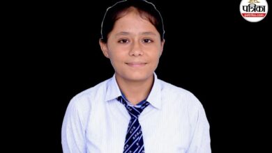 Divya Bhadu: बाड़मेर से पढ़ाई के लिए सीकर गई दिव्या भादू, आए 500 में 499 नंबर; बनना चाहती है आईएएस