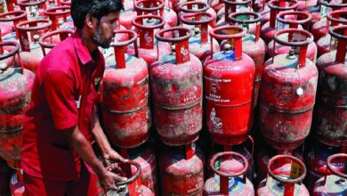 Gas Crisis: सवाईमाधोपुर में 26 दिन का नियम बना परेशानी, लोग महंगे दाम पर कोयला खरीदने को मजबूर