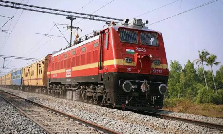 Indian Railways: सीकर से इंदौर के लिए चलेगी सीधी ट्रेन, जिले के 3 स्टेशनों पर रुकेगी