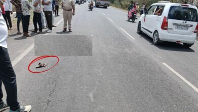 Jhalawar: चलती रोडवेज बस से कूदी MP की महिला, पहिया चढ़ने से कुचला चेहरा, घंटों तक हाइवे पर पड़ी रही लाश