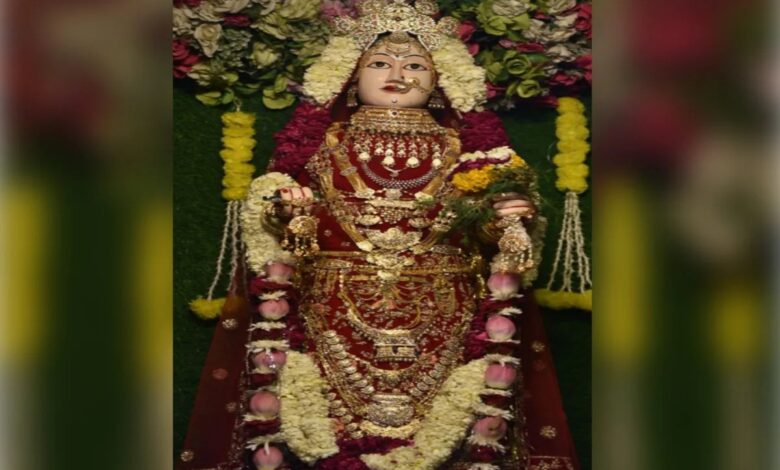 Jodhpur Dhinga Gavar Mela: 15 गवर प्रतिमाएं पहनेंगी 50 किलो से अधिक स्वर्ण आभूषण, सोने की आभा में निखरेगी आस्था