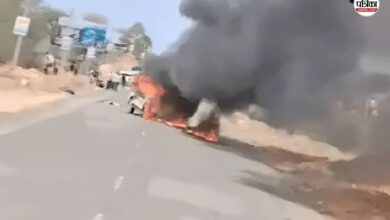 Rajasthan Road Accident: सड़क हादसे में 2 भाइयों की मौत, 2 वाहनों में लगी भीषण आग; हाईवे पर लगा जाम