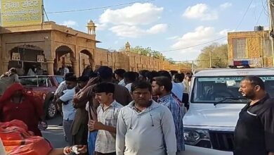 अस्पताल में मौत होने पर चिकित्सकों पर लगाया लापरवाही का आरोप