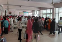 आजादी के 75 साल बाद भी सरकारी अस्पतालों में न पूरे डॉक्टर और न ही संसाधन