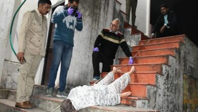 क्राइम सीन रिक्रिएशन से खुला राज, पत्नी की पीट-पीटकर हत्या की थी