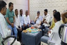 तीन माह से पत्थर की खदानें बंद, गैंगसा पर लटके ताले, श्रमिकाें का पलायन