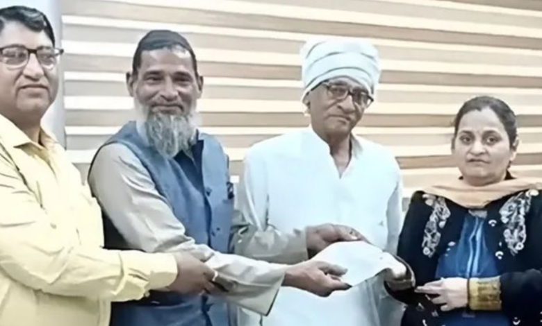 पत्नी ने गेहूं की बोरी में रखे थे 15 लाख के गहने, किसान ने बेच दिया कट्टा… फिर आगे जो हुआ