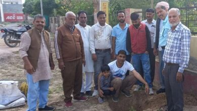 पत्रिका संस्थापक स्व. कर्पूर चंद्र कुलिश जी की स्मृति में लगाए पौधे