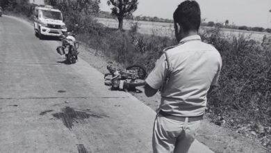 प्रतापगढ़: जीप ने बाइक को मारी टक्कर, मासूम बेटी और पिता की मौत, परिजनों में मचा कोहराम