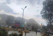 मौसम विभाग ने जारी किया अलर्ट, बारिश ने बढ़ाई किसानों की चिंता 