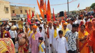 हनुमान जन्मोत्सव पर निकली शोभायात्रा, बड़ी संख्या मे श्रद्धालुओं की रही भागीदारी