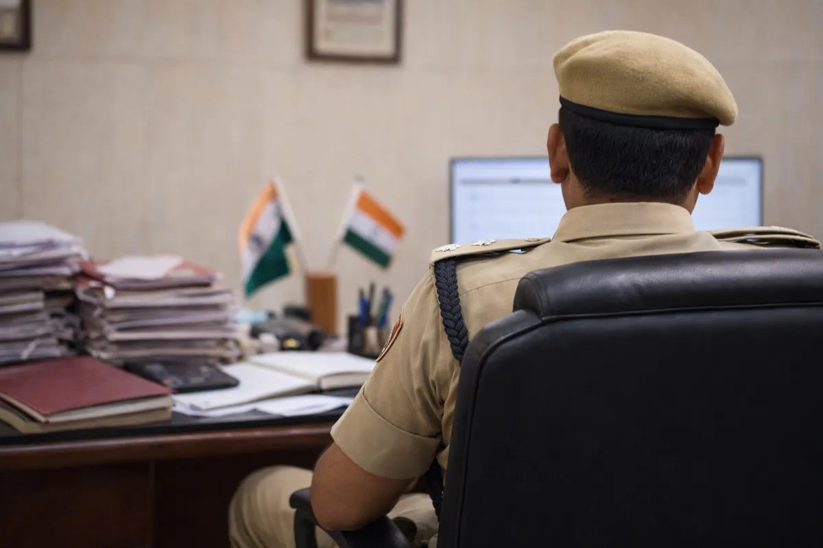 ​​​​​Sirohi News: थानेदार का कथित आपत्तिजनक ऑडियो वायरल, समाज विशेष के खिलाफ अपशब्द का आरोप, लाइन हाजिर