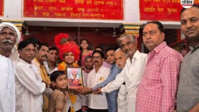 Bharatpur : मुकुल सैन की आरएएस में 499वीं रैंक, मामाओं ने किया खुशी का अनोखा प्रदर्शन