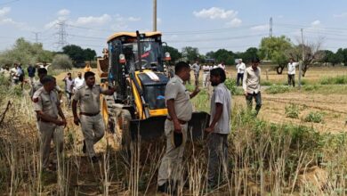 शेखावाटी समाचार: अतिरिक्त पुलिस जाप्ता बुलाकर खुलवाया वर्षों से बंद रास्ता, लोगों ने ली राहत की सांस