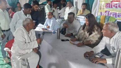 Tonk: कलक्टर टीना डाबी के सामने BJP विधायक का आरोप, रेंजर की मिलीभगत से चल रहा अवैध बजरी खनन, ‘अफसर खुद निकलवाते हैं डंपर’