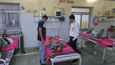 Rajasthan Accident: खड़े ट्रक से टकराई कार, पांच माह के मासूम की मौके पर मौत, एक दर्जन घायल