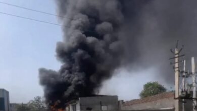 Kishangarh Fire News: धू-धू कर जला प्लास्टिक गोदाम, कई किलोमीटर दूर से दिखी आग की लपटें