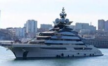 पाबंदियों के बीच पुतिन के क़रीबी उद्योगपति के लग्ज़री शिप ने क्रॉस किया होर्मुज़ स्ट्रेट