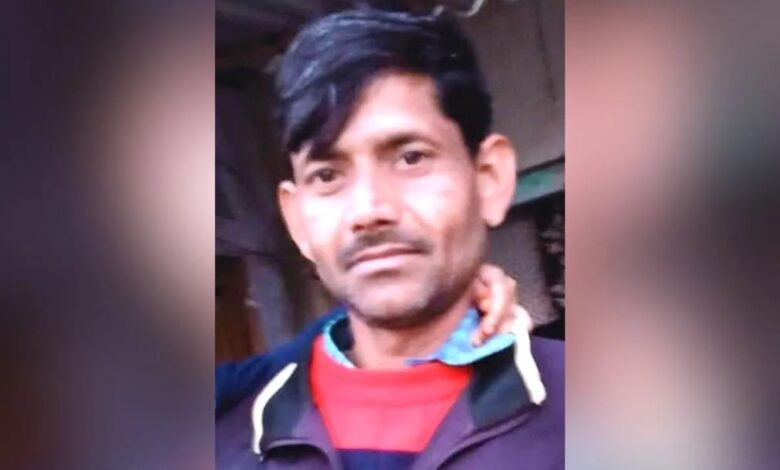 झुंझुनूं: हुक्का पीते वक्त फोन पर हुई कहासुनी पर भड़का विवाद, कुल्हाड़ी से ताबड़तोड़ वार कर चाचा की हत्या