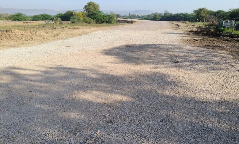 Bundi : दोगुना हुए डामर के दाम, बंद हुआ पुल का निर्माण कार्य