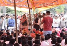 Kuchaman Bandh: गोगामेड़ी की पत्नी ने कहा-योगी सरकार बदमाशों का एनकाउंटर करा सकती है तो राजस्थान में क्यों नहीं?