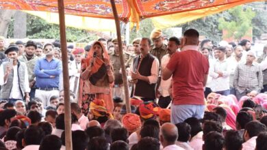 Kuchaman Bandh: गोगामेड़ी की पत्नी ने कहा-योगी सरकार बदमाशों का एनकाउंटर करा सकती है तो राजस्थान में क्यों नहीं?