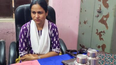 Jhalawar ACB : विवाह प्रमाण पत्र के नाम पर रिश्वत मांगी, वीडीओ 10 हजार 400 रुपए लेते रंगे हाथों गिरफ्तार