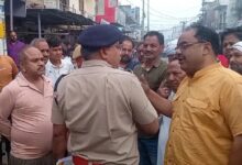 Bharatpur : भरतपुर के नदबई में सर्राफा दुकान से लाखों की चोरी, नाराज व्यापारियों का उग्र प्रदर्शन, माहौल तनावपूर्ण