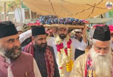 चिराग पासवान परिवार समेत पहुंचे अजमेर शरीफ, मजार पर चढ़ाई मखमली चादर