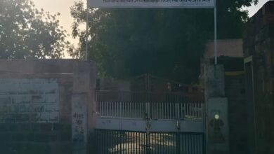 डेढ़ वर्ष में सात शिक्षक हटे, स्टाफ की भारी कमी से पढ़ाई हो रही प्रभावित