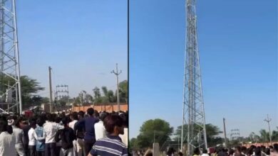 प्रेमी से शादी करवा दो, गांव में 150 फीट टॉवर पर चढ़ी युवती, 5 घंटे चला हाई वोल्टेज ड्रामा