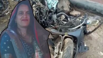 Khairthal Accident: बोर्ड परीक्षा में ड्यूटी देकर लौट रही शिक्षिका की दर्दनाक मौत, बाइक से टकराई स्कूटी, पति भी सरकारी टीचर